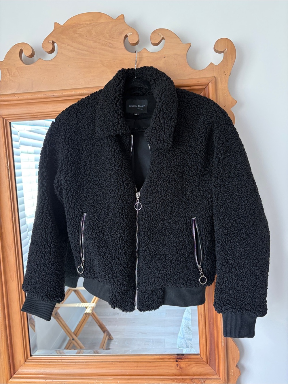 CUTEST Cozy black Teddy Bomber